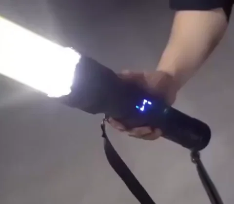 Linterna TitanBeam X900